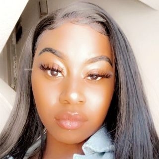 RoyalQueen_ContentCreator