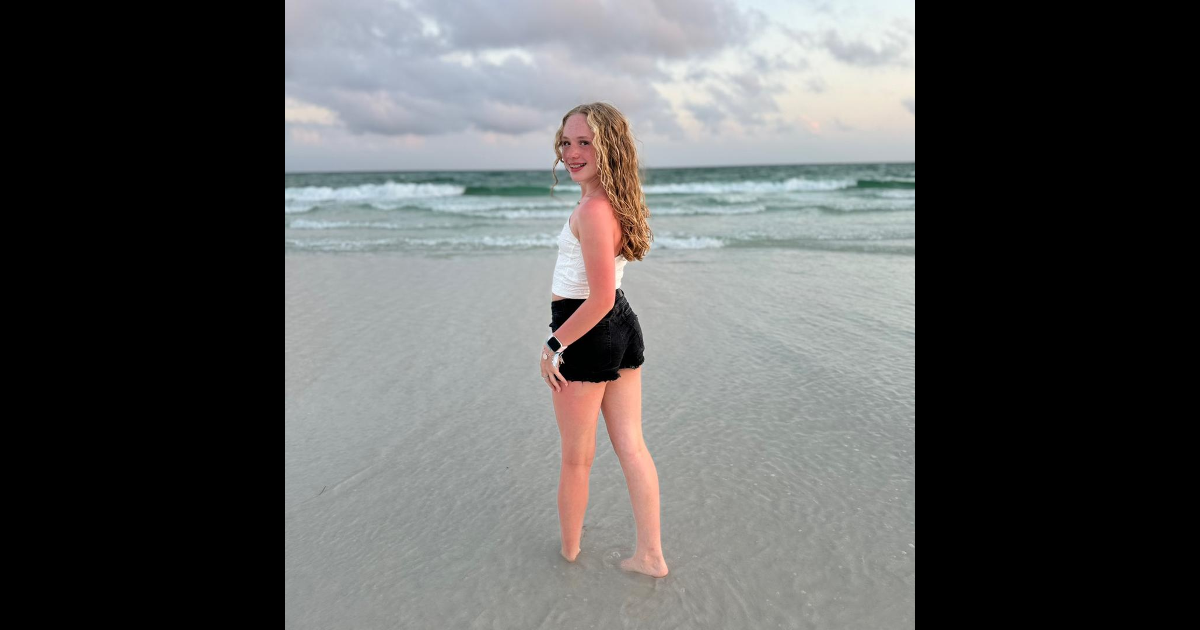 Avery Shipp Instagram and TikTok Influencer Media Kit - ViralMango